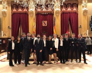 equipo de oratoria y debate IV